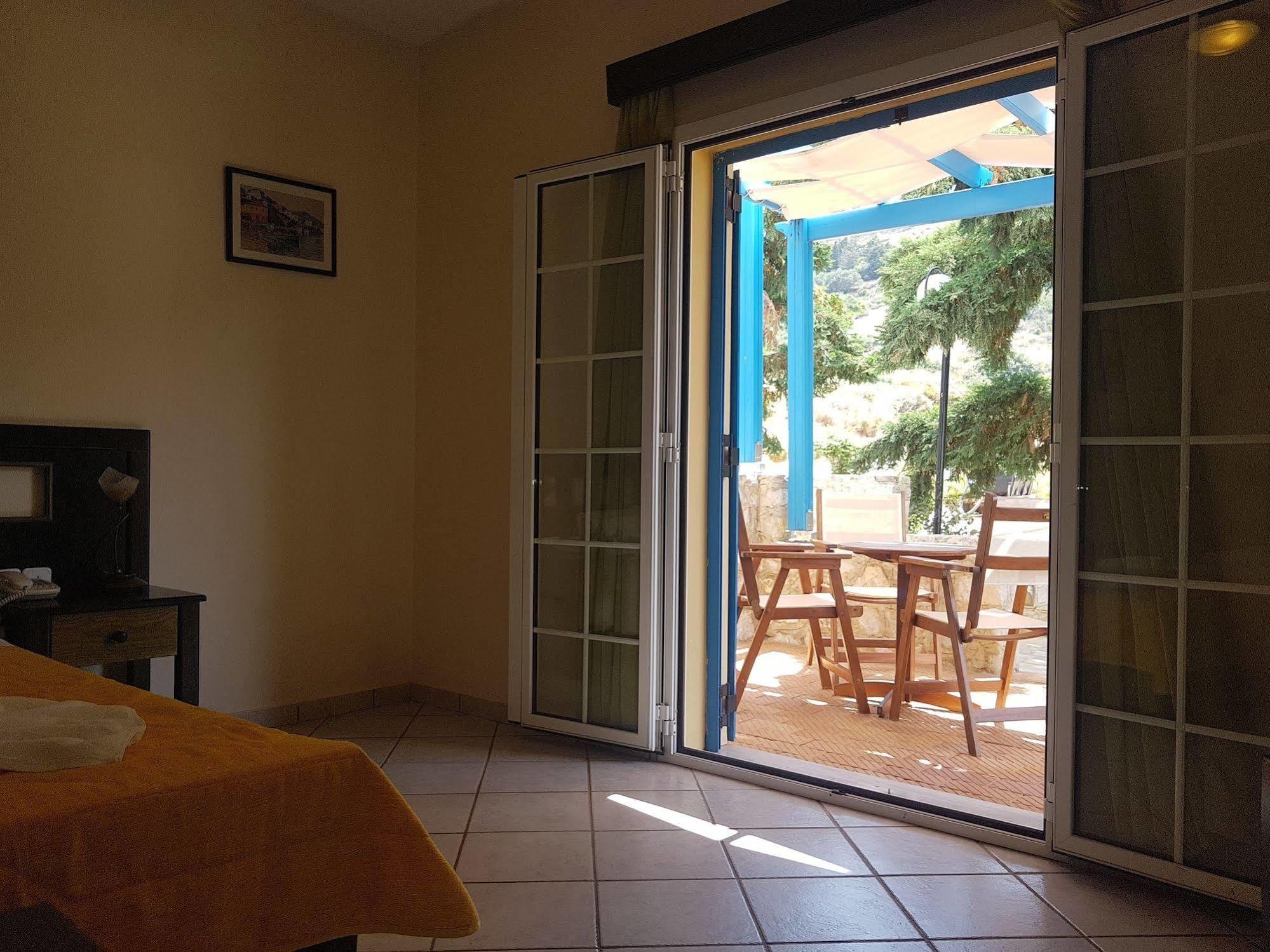 Pantonia Apartments Agia Pelagia  Exterior foto